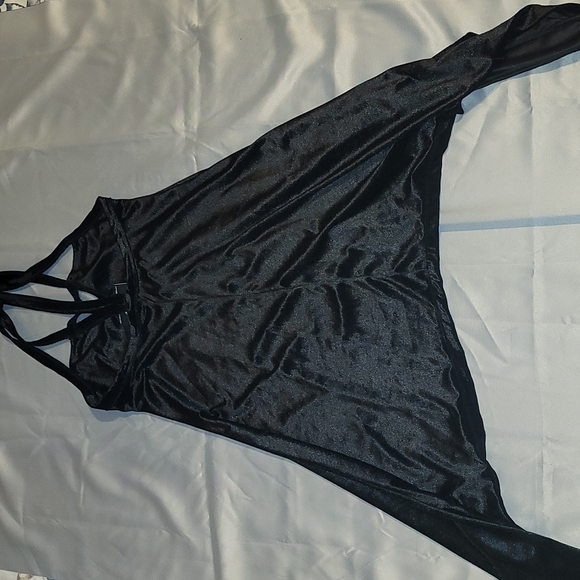 Killstar Velvet Pentagram Dress M - Picture 2 of 3